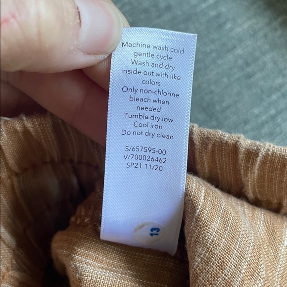 Athleta Cabo Linen Textured Casual Tan Drawstring 4" Shorts - Picture 9 of 9